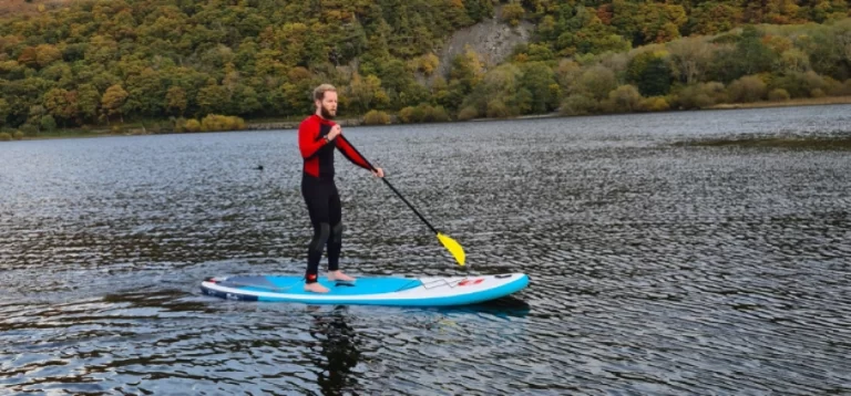 stand-up-paddle-boarding-experience-in-sunderland-1679361602.8614-910x424